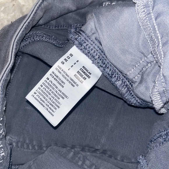 American Eagle Grey Jeans - Picture 4 of 5